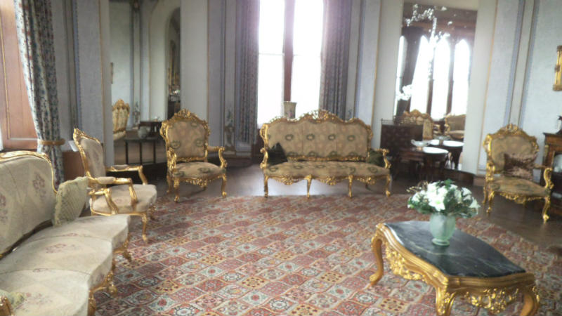 Mrs Hagan's P4/5 class visit Killymoon Castle.